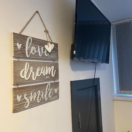 Elegant Studio1 Netflix Bathroom Close To Beach Swansea Eksteriør bilde